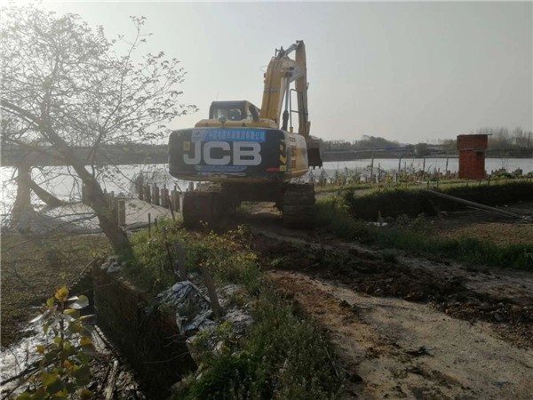 分水嶺路綠化、柿園路綠化、唐小河景觀提升等工程項(xiàng)目綠化及唐小河景觀提升工程